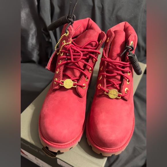 Timberland Premium 6 in Waterproof Boot Dark Red Nubuck BRAND NEW Kids - Picture 7 of 10
